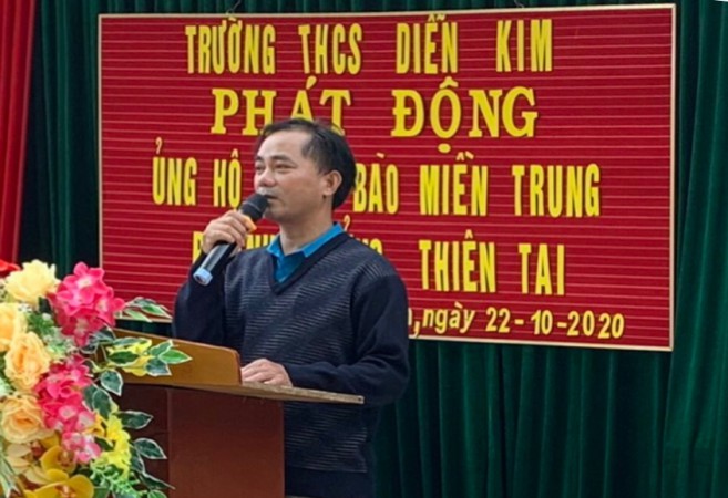 PHÁT ĐỘNG PHONG TRÀO ỦNG HỘ ĐỒNG BÀO  MIỀN TRUNG